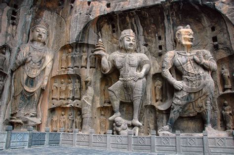 Le Temple de Longmen, une ode à la beauté sculpturale et aux mystères du Bouddhisme !